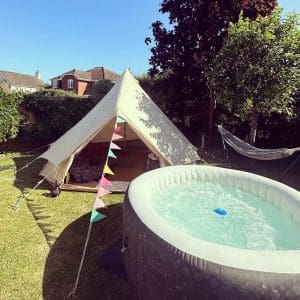 Experience luxury with our hot tub hire services in Dorset, Poole, Bournemouth, Hampshire, and Southampton. Perfect for hen parties, birthdays, and anniversaries. Book today!